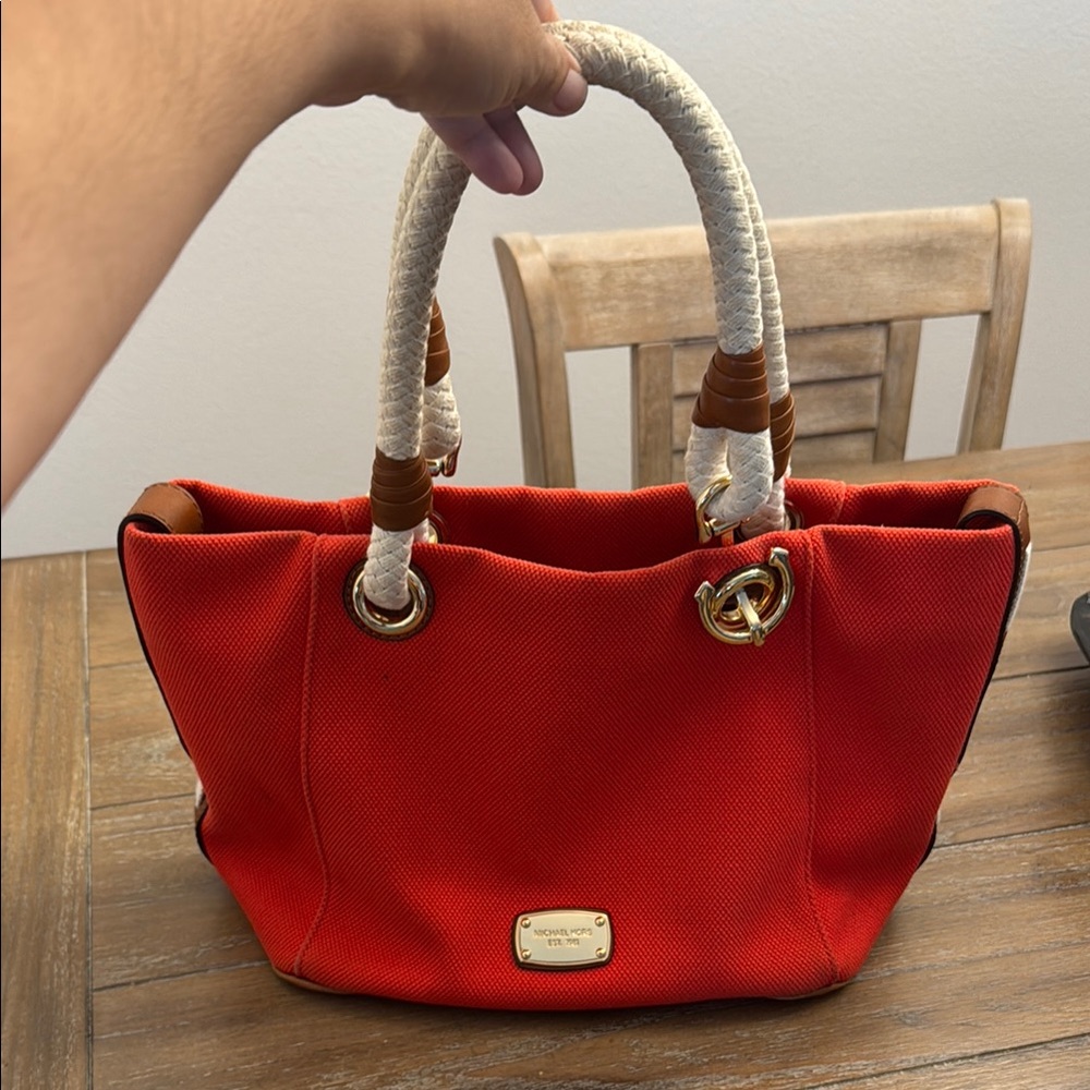 Special❤️Michael Kors Red  Large Canvas Tote in great condition.